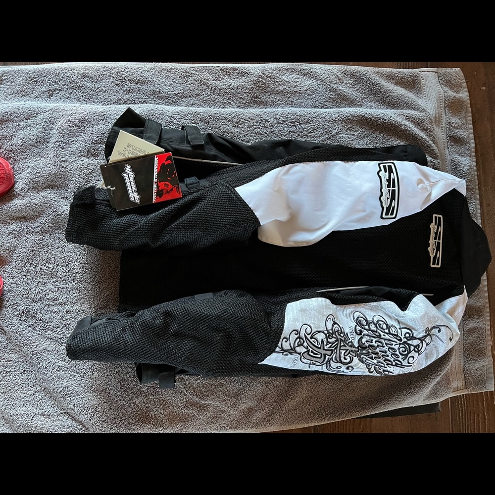 Motorcycle jacket - Picture 3 of 3